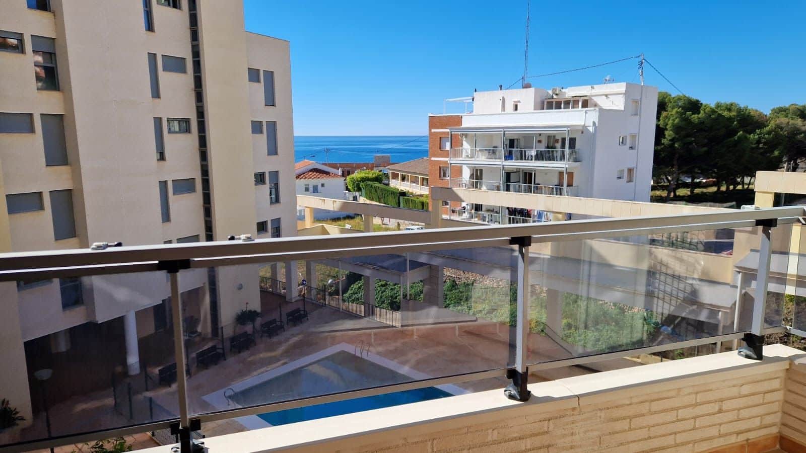 2 bedroom Apartment for sale in Calpe / Calp - € 335,000 (Ref: 9494248)