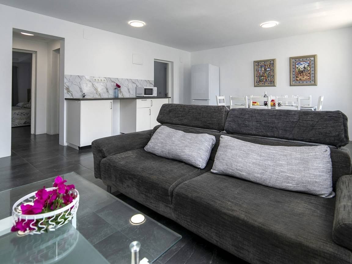 4 bedroom Villa for sale in Calpe / Calp - € 695,000 (Ref: 9520565)