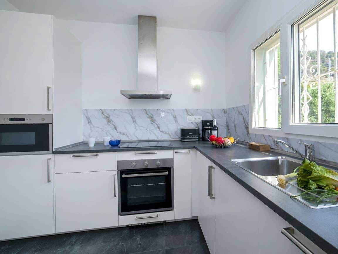 4 bedroom Villa for sale in Calpe / Calp - € 695,000 (Ref: 9520565)