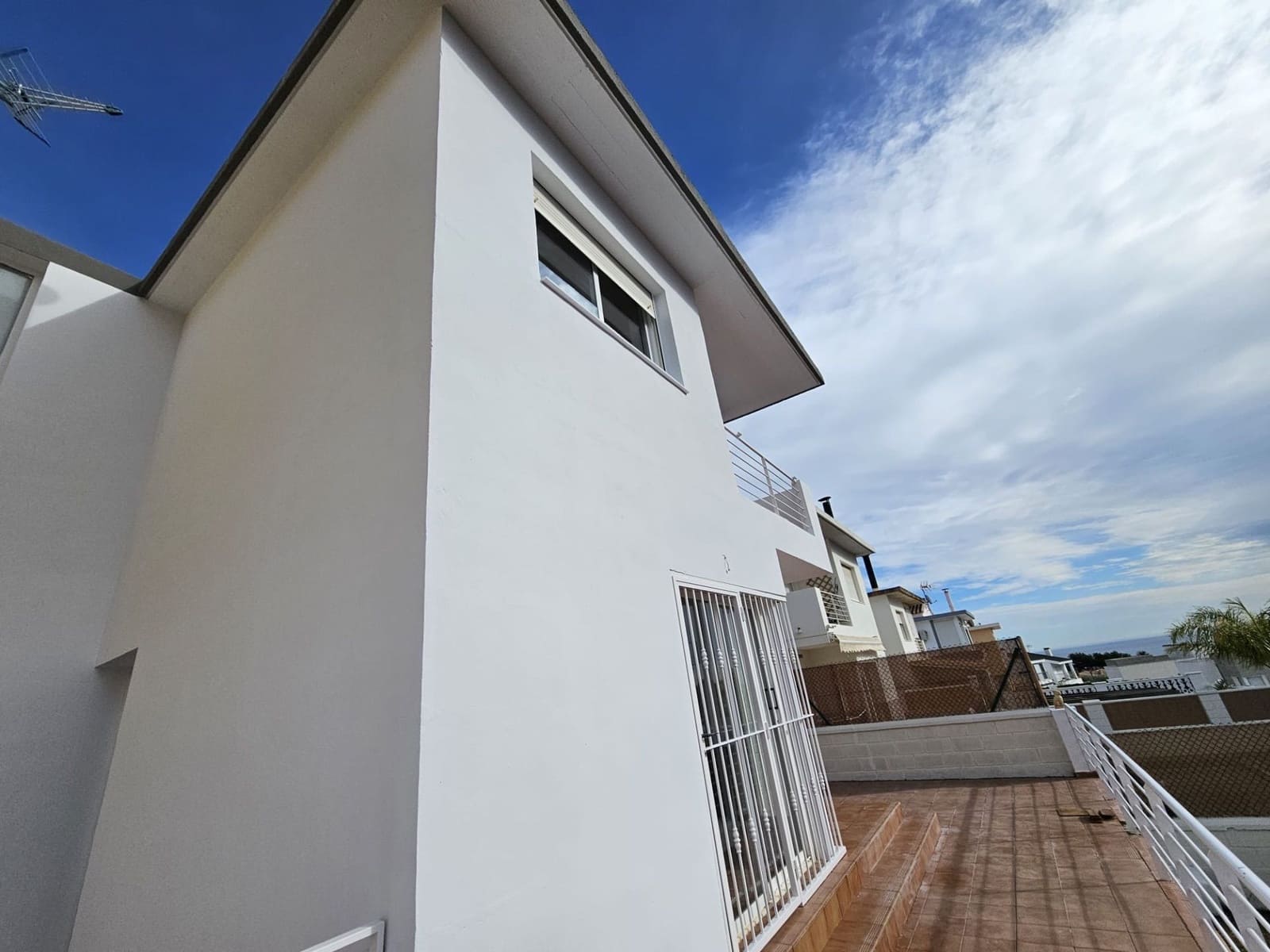 Chalet de 3 habitaciones en La Nucia en venta - 375.000 € (Ref: 9665782)