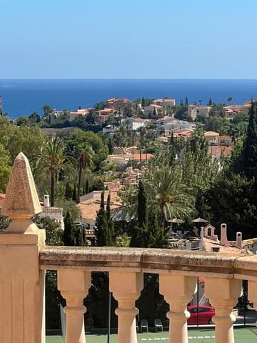 4 bedroom Villa for sale in Calpe / Calp - € 360,000 (Ref: 9863978)