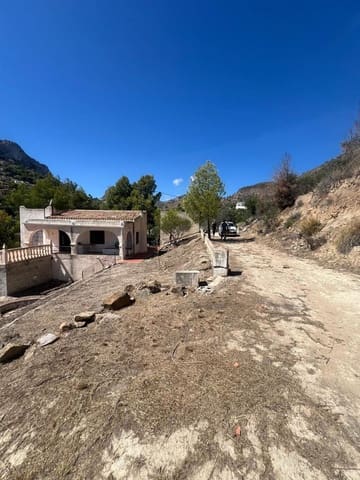 4 bedroom Villa for sale in Calpe / Calp - € 360,000 (Ref: 9863978)