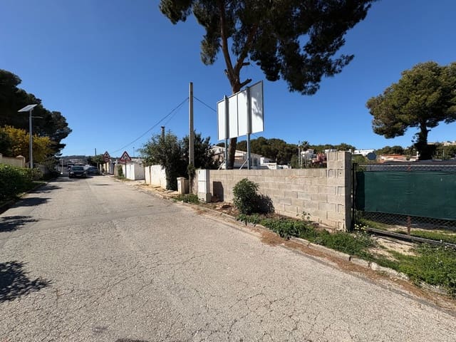 Rakentamaton maa myytävänä paikassa Teulada Pueblo, Teulada-Moraira - 250 000 € (Ref: 9866387)