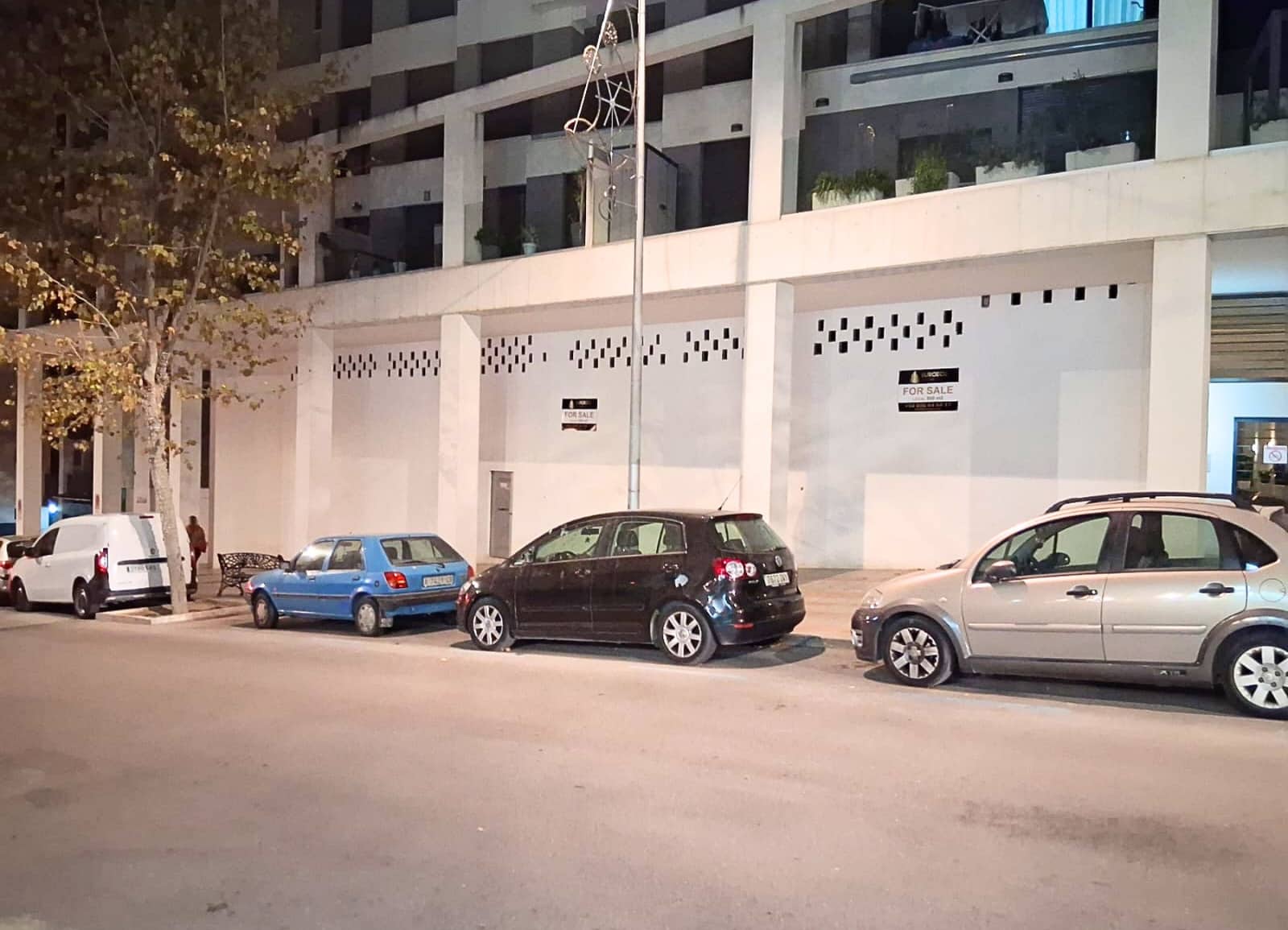Commercieel te koop in Calpe / Calp - € 750.000 (Ref: 9866390)