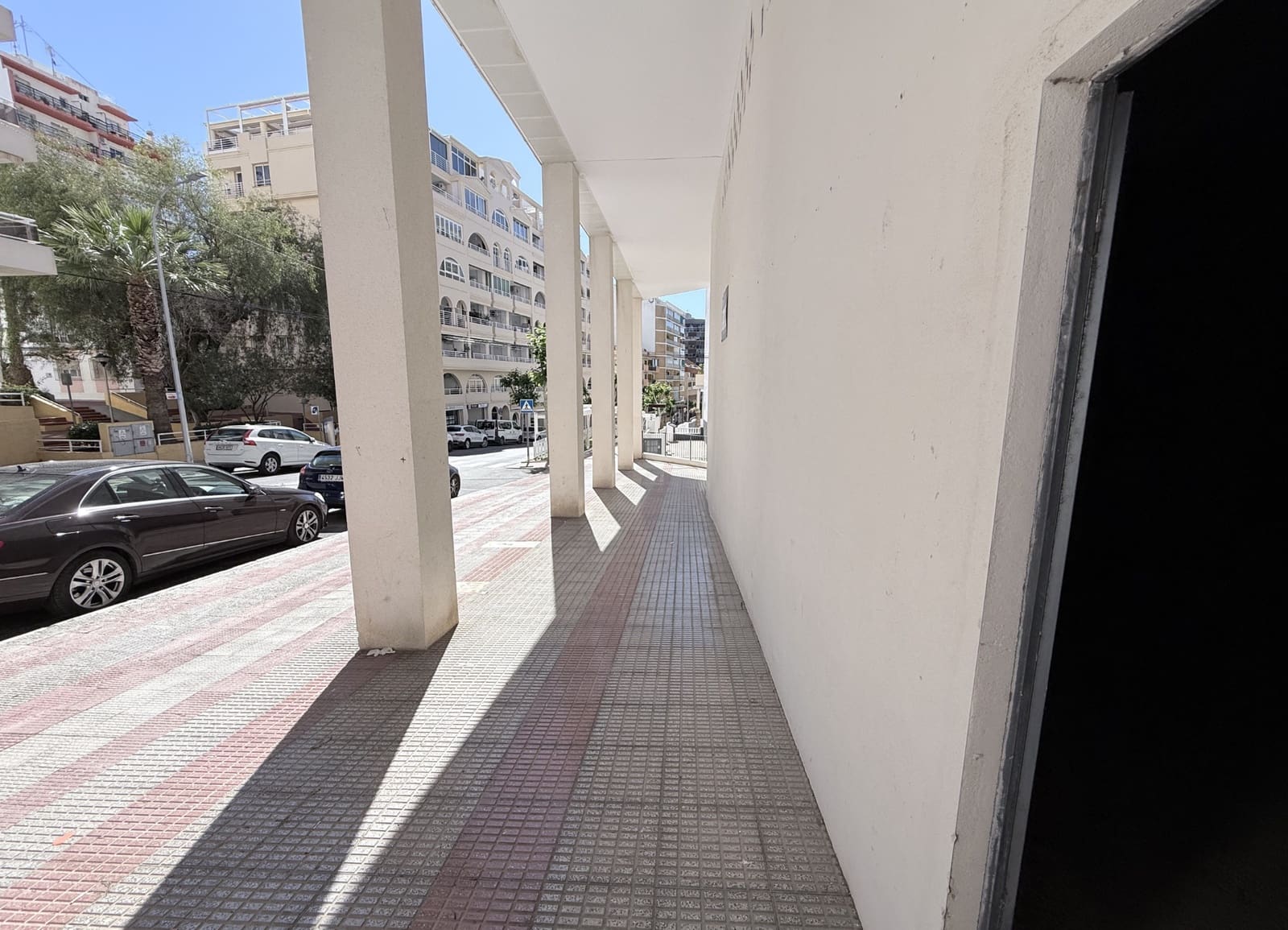 Commercieel te koop in Calpe / Calp - € 750.000 (Ref: 9866390)