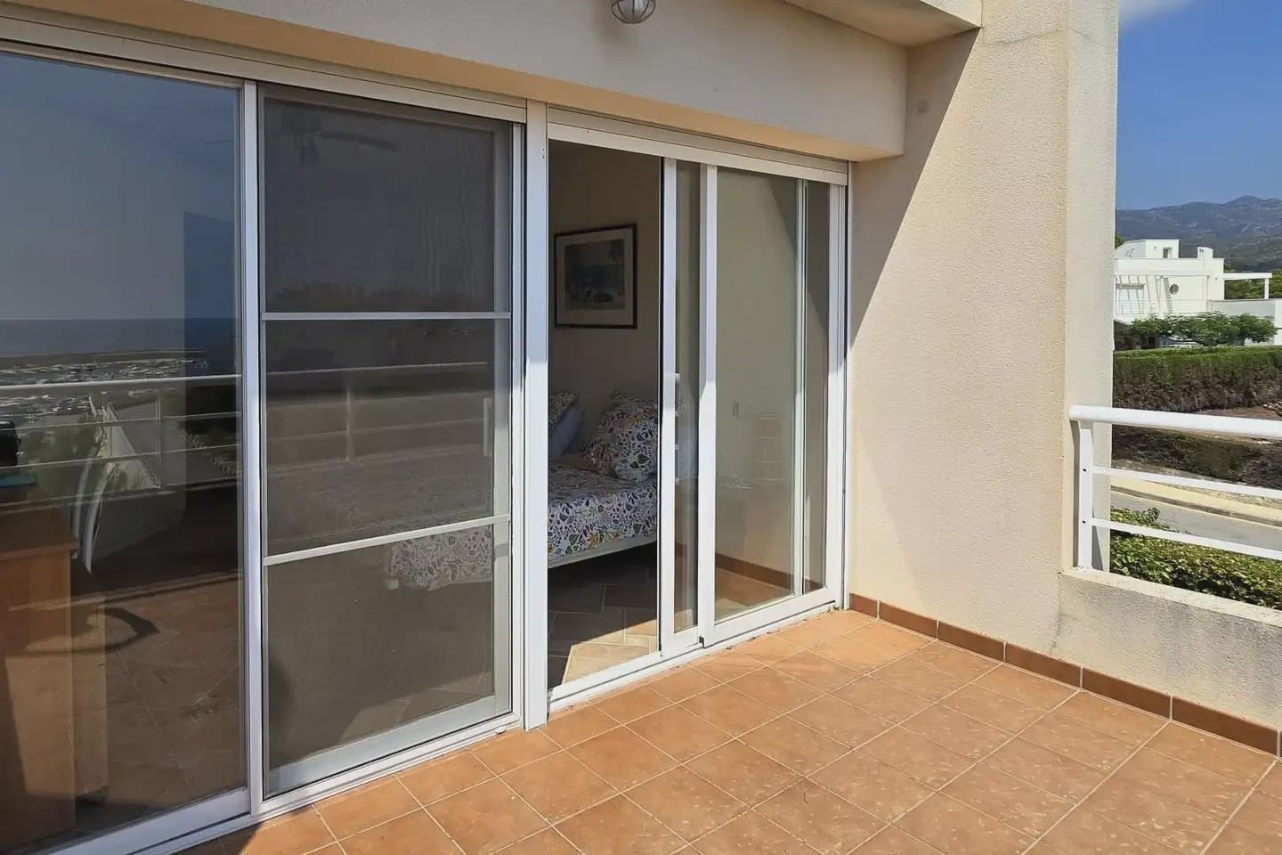 Pareado de 4 habitaciones en L'Ametlla de Mar en venta con garaje - 420.000 € (Ref: 10004850)