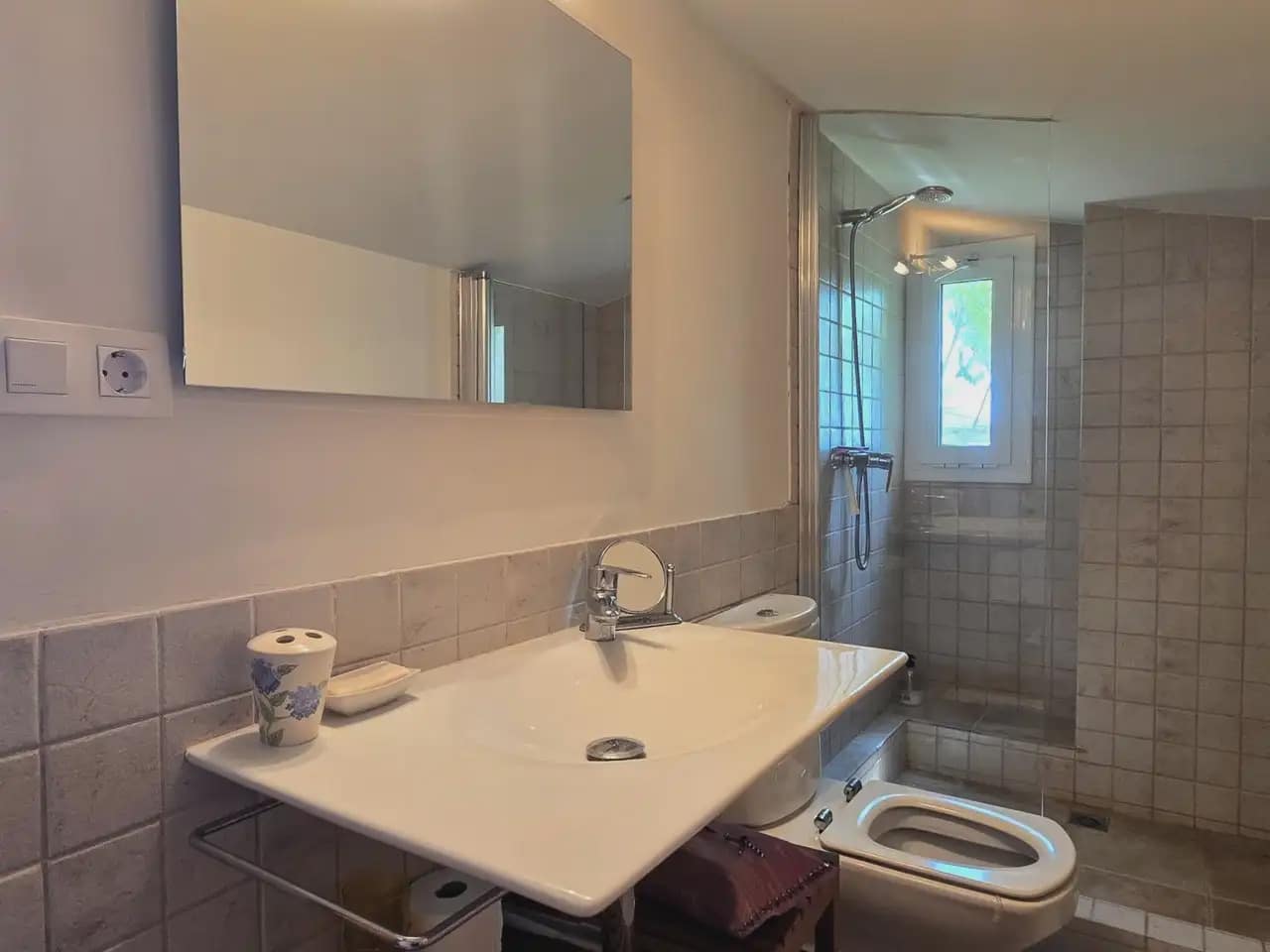 Pareado de 4 habitaciones en L'Ametlla de Mar en venta con garaje - 420.000 € (Ref: 10004850)