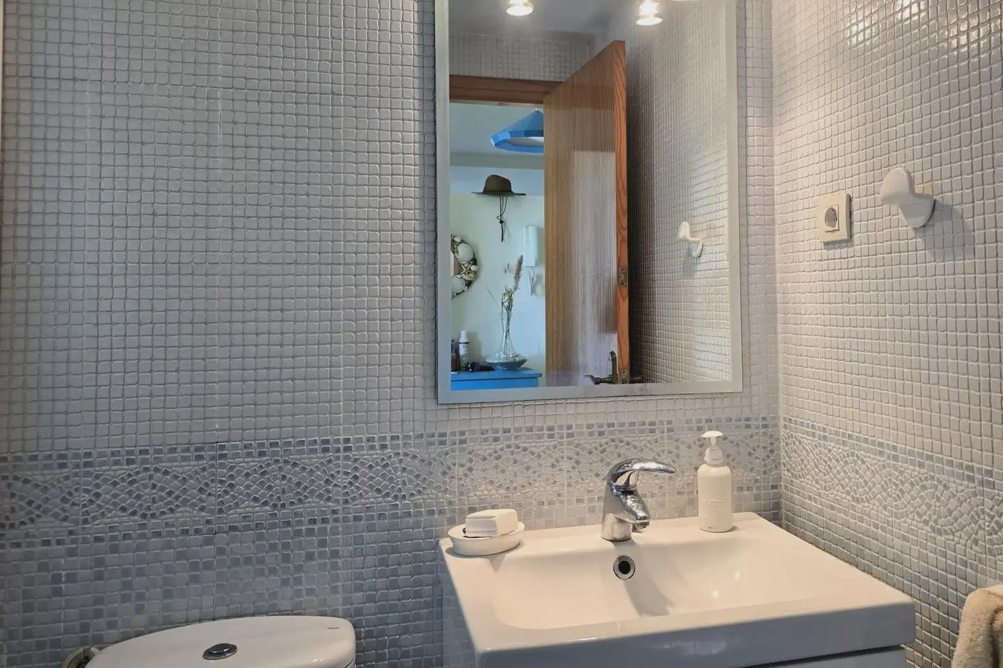 Pareado de 4 habitaciones en L'Ametlla de Mar en venta con garaje - 420.000 € (Ref: 10004850)