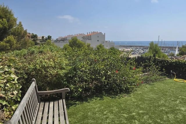 Pareado de 4 habitaciones en L'Ametlla de Mar en venta con garaje - 420.000 € (Ref: 10004850)