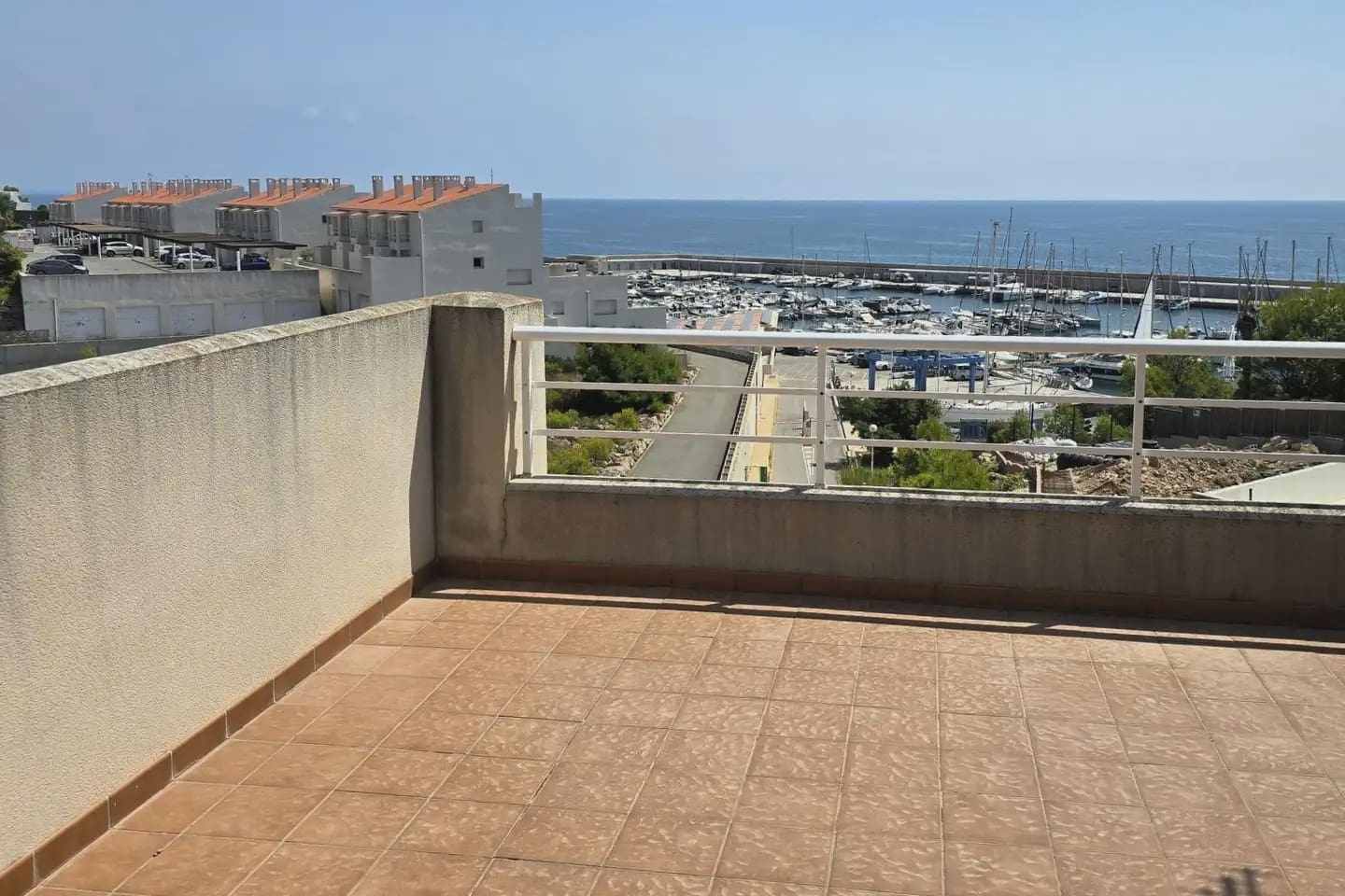 Pareado de 4 habitaciones en L'Ametlla de Mar en venta con garaje - 420.000 € (Ref: 10004850)