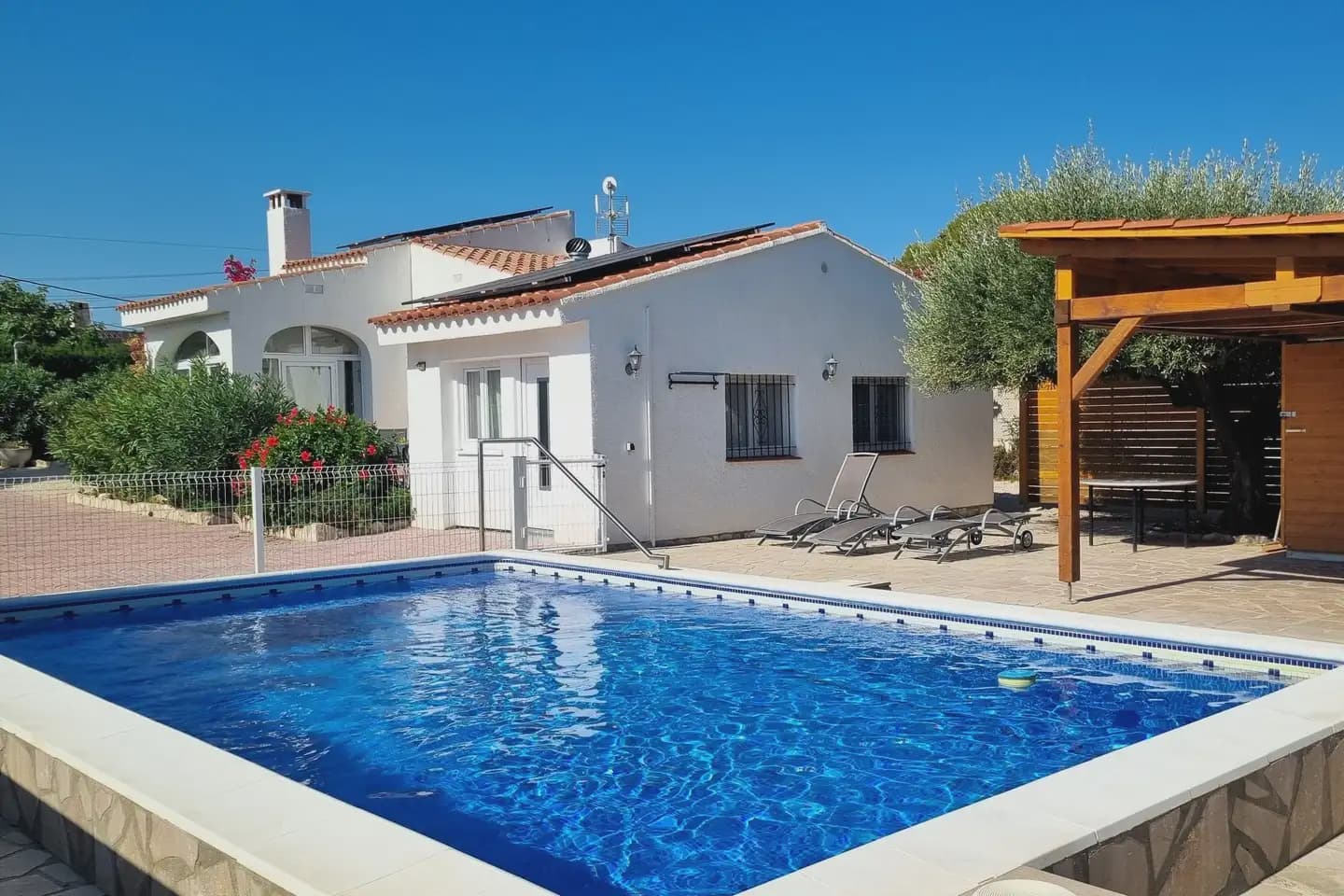 3 chambre Villa/Maison à vendre à L'Ametlla de Mar avec piscine - 335 000 € (Ref: 10124986)
