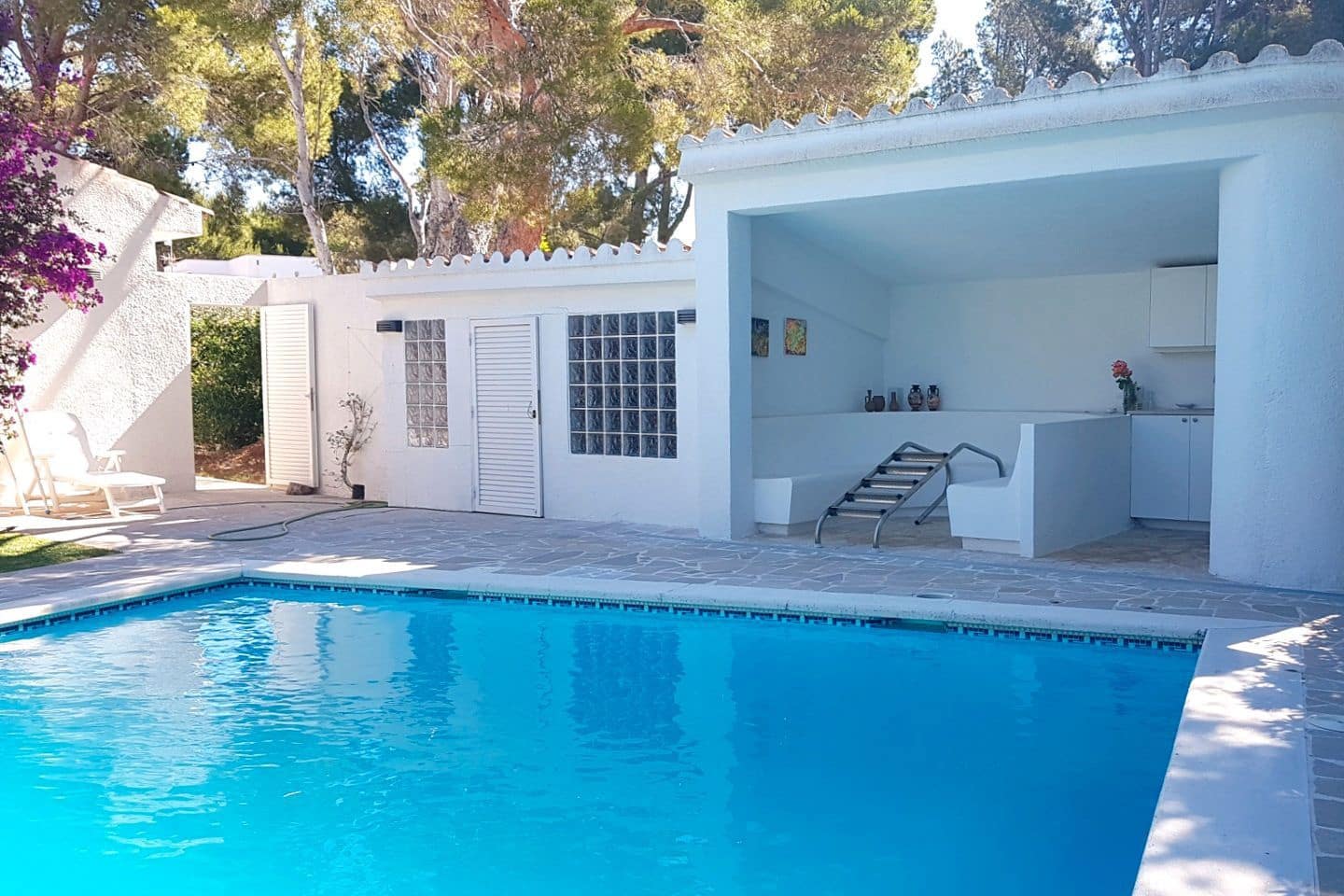 5 soveværelse Villa til salg i Calafat med swimmingpool garage - € 1.135.000 (Ref: 6654827)