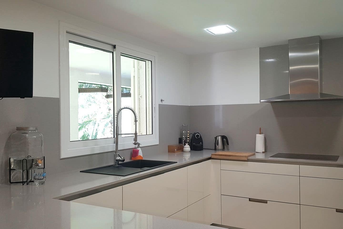 5 soveværelse Villa til salg i Calafat med swimmingpool garage - € 1.135.000 (Ref: 6654827)