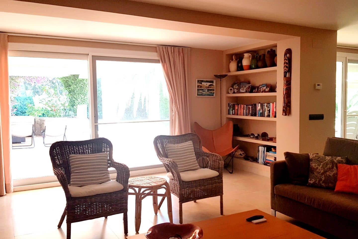 5 soveværelse Villa til salg i Calafat med swimmingpool garage - € 1.135.000 (Ref: 6654827)