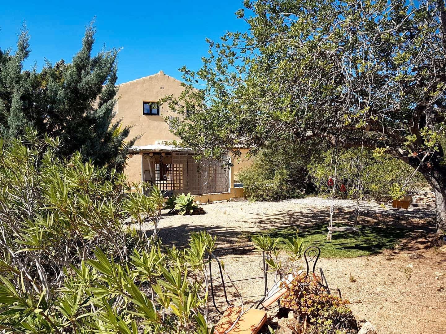 8 soveværelse Finca/Landehus til salg i L'Ametlla de Mar med swimmingpool - € 525.000 (Ref: 6769551)