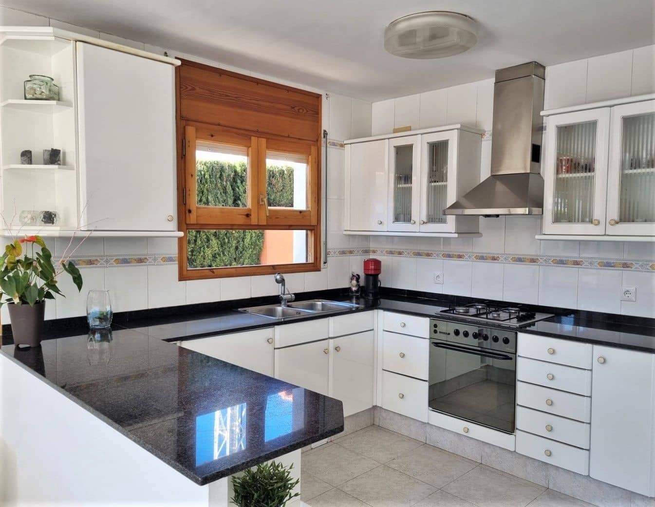 5 soveværelse Villa til salg i Calafat med swimmingpool garage - € 350.000 (Ref: 7506738)