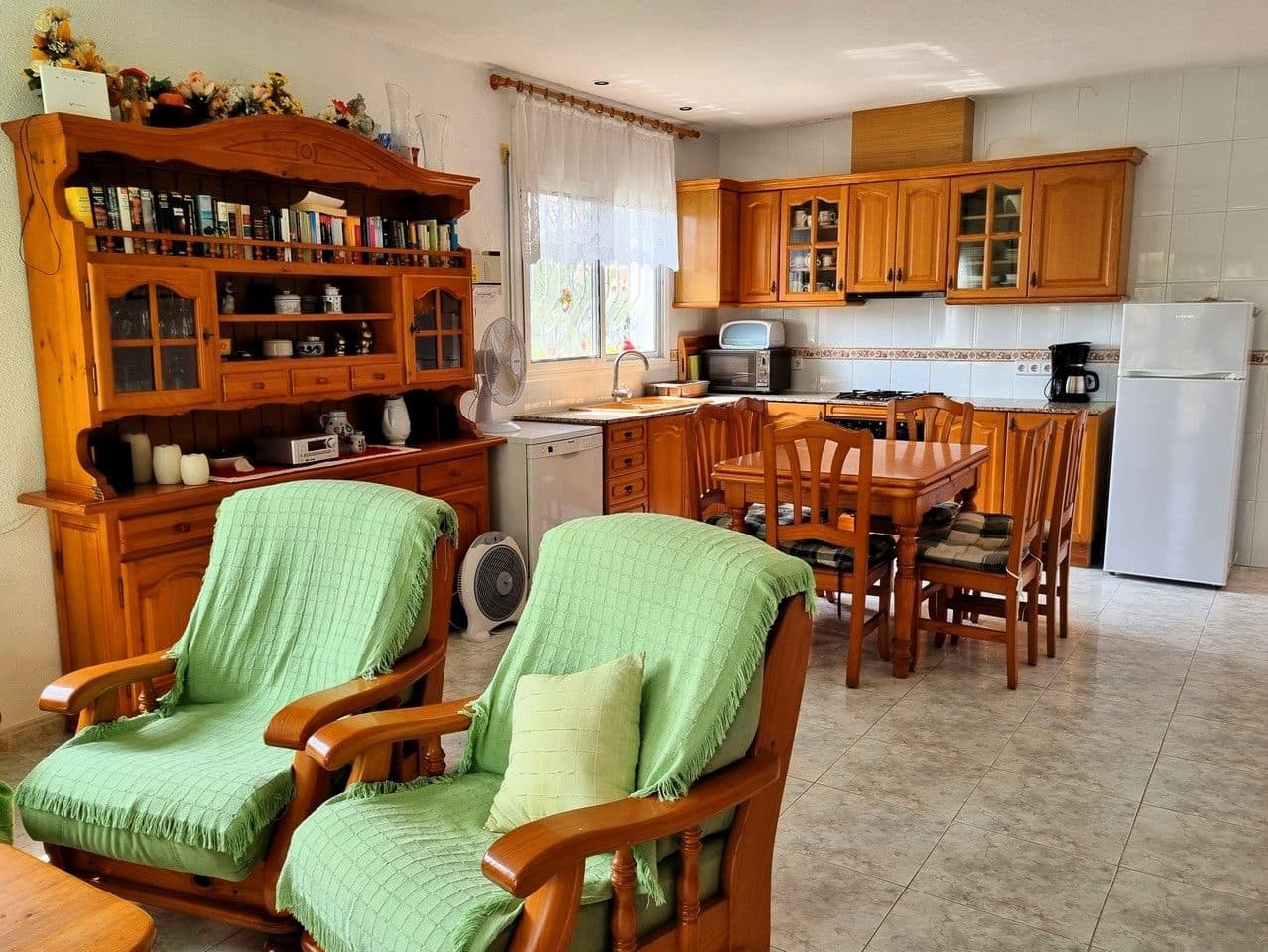 3 sypialnia Willa na sprzedaż w L'Ametlla de Mar z basenem garażem - 293 000 € (Ref: 9105323)