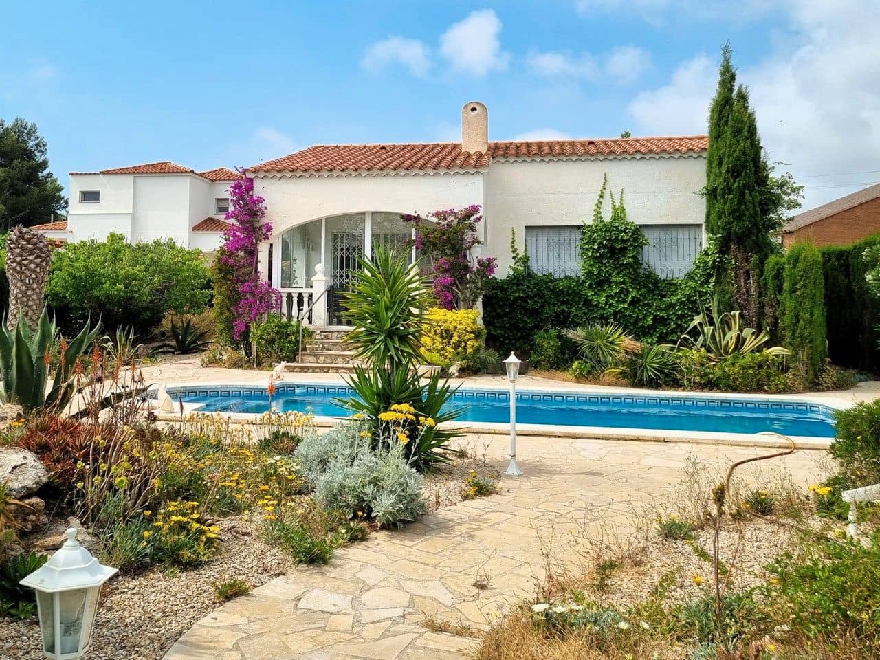 3 sypialnia Willa na sprzedaż w L'Ametlla de Mar z basenem garażem - 293 000 € (Ref: 9105323)