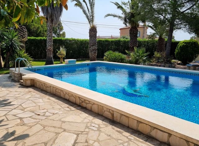 5 sypialnia Willa na sprzedaż w L'Ametlla de Mar z basenem garażem - 389 000 € (Ref: 9106940)