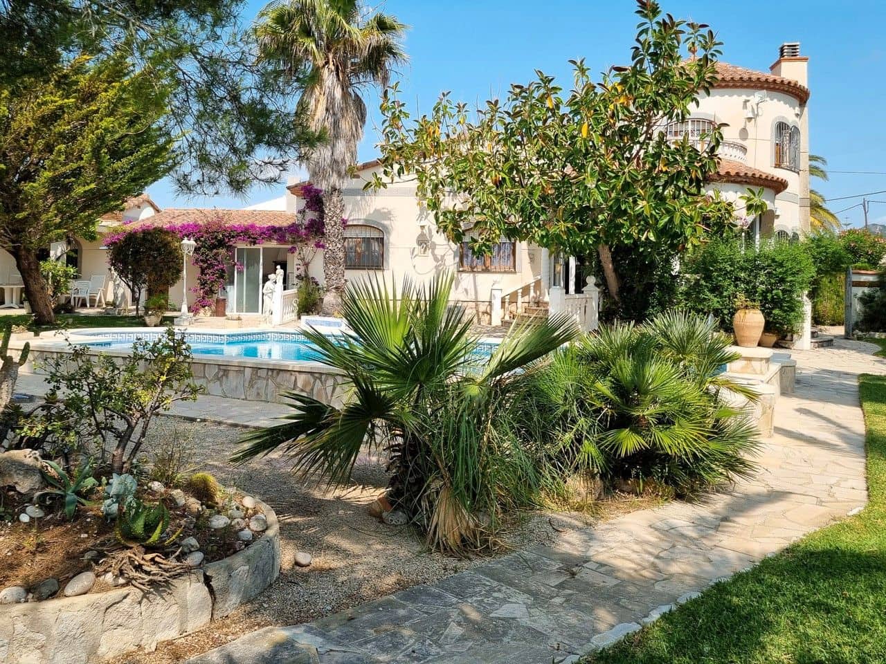 5 soverom Villa til salgs i L'Ametlla de Mar med svømmebasseng garasje - € 389 000 (Ref: 9106940)