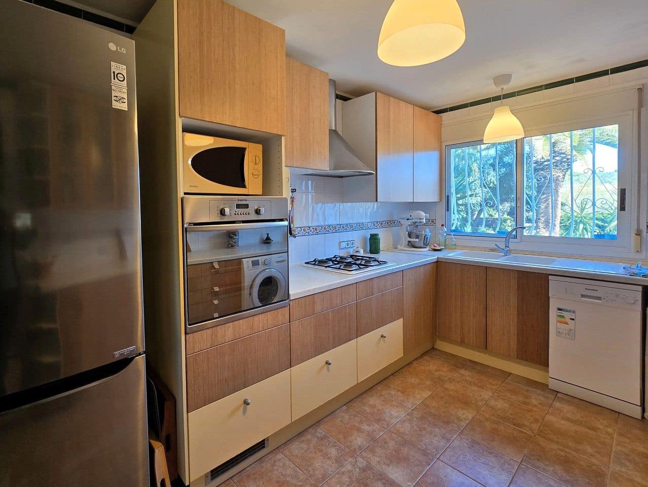 5 soverom Villa til salgs i L'Ametlla de Mar med svømmebasseng garasje - € 1 195 000 (Ref: 9391145)