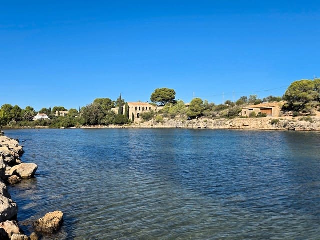 5 soverom Villa til salgs i L'Ametlla de Mar med svømmebasseng garasje - € 1 195 000 (Ref: 9391145)