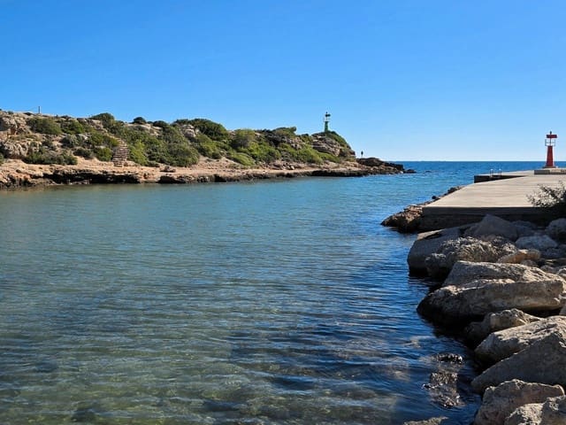 5 soverom Villa til salgs i L'Ametlla de Mar med svømmebasseng garasje - € 1 195 000 (Ref: 9391145)