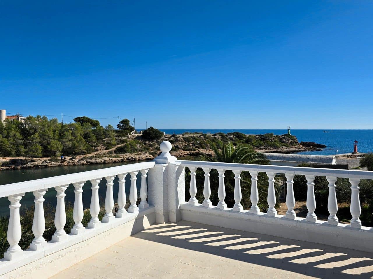 5 soverom Villa til salgs i L'Ametlla de Mar med svømmebasseng garasje - € 1 195 000 (Ref: 9391145)