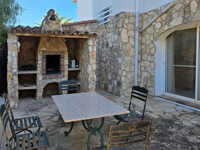 5 soverom Villa til salgs i L'Ametlla de Mar med svømmebasseng garasje - € 1 195 000 (Ref: 9391145)