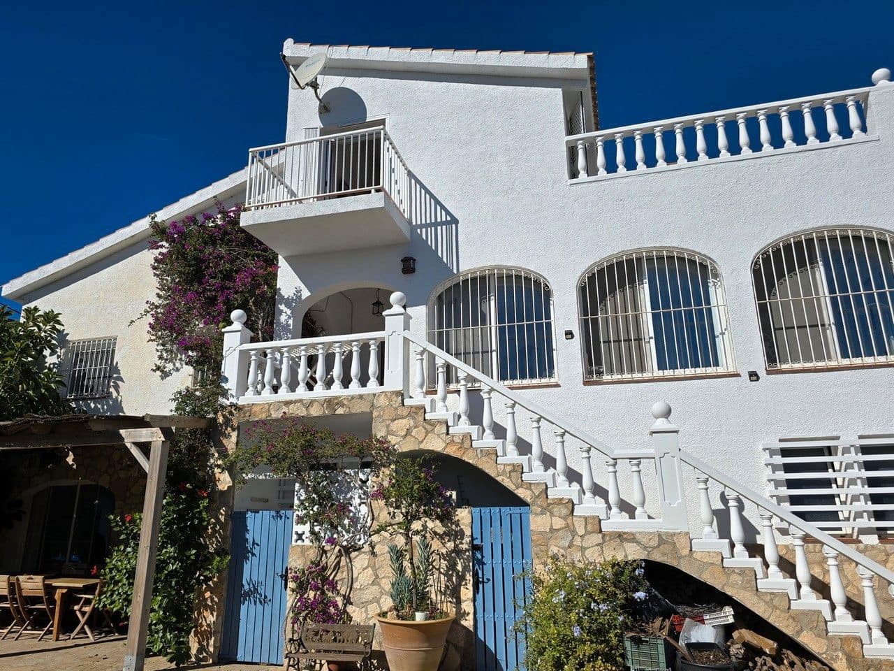 5 soverom Villa til salgs i L'Ametlla de Mar med svømmebasseng garasje - € 1 195 000 (Ref: 9391145)