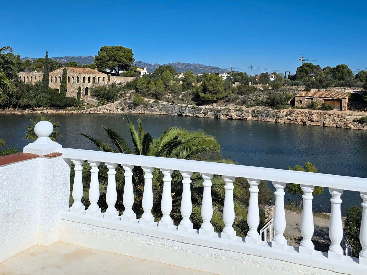 5 soverom Villa til salgs i L'Ametlla de Mar med svømmebasseng garasje - € 1 195 000 (Ref: 9391145)