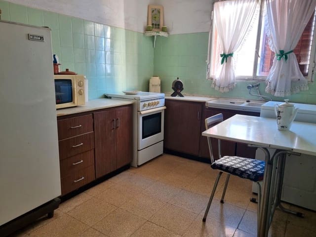 3 soveværelse Lejlighed til salg i L'Ametlla de Mar - € 99.000 (Ref: 9414579)