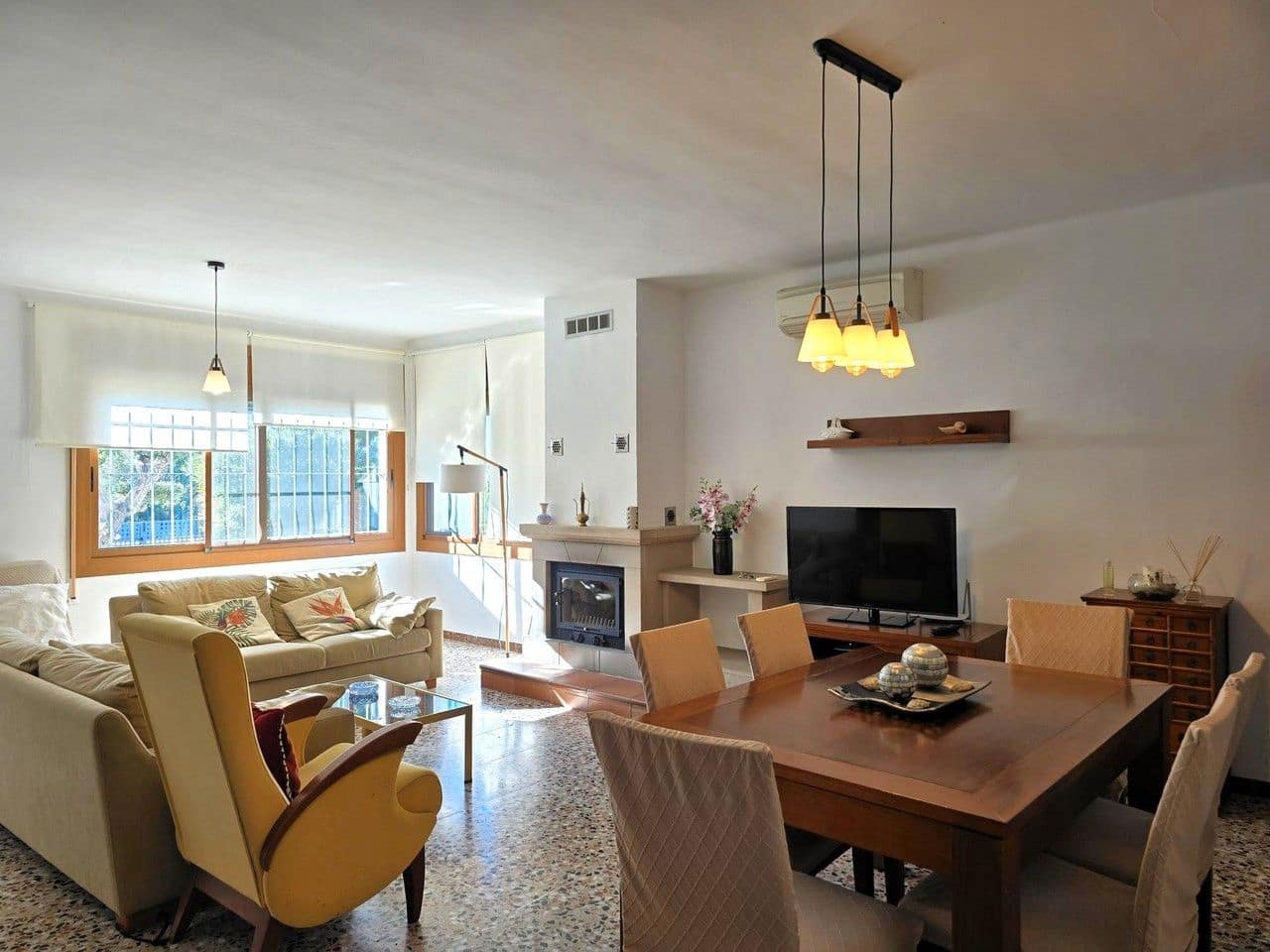 Chalet de 3 habitaciones en L'Ametlla de Mar en venta con piscina garaje - 425.000 € (Ref: 9464852)