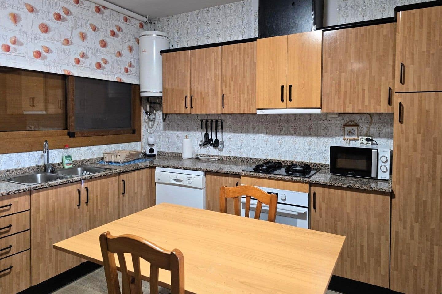 Chalet de 3 habitaciones en L'Ametlla de Mar en venta con piscina garaje - 425.000 € (Ref: 9464852)