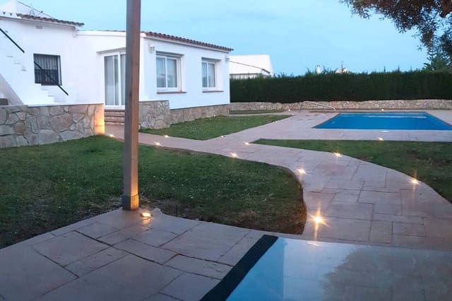 3 sovrum Villa till salu i L'Ametlla de Mar med pool - 369 000 € (Ref: 9473393)