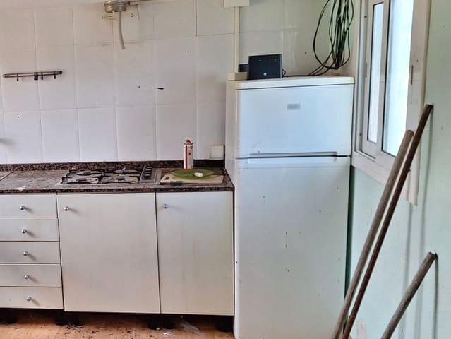 Maalaistalo myytävänä paikassa L'Ametlla de Mar - 139 000 € (Ref: 9723486)