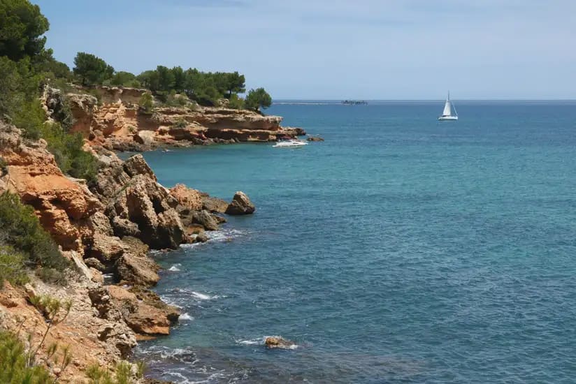 3 makuuhuone Rivitalo myytävänä paikassa L'Ametlla de Mar mukana uima-altaan 
autotalli - 385 000 € (Ref: 9783429)