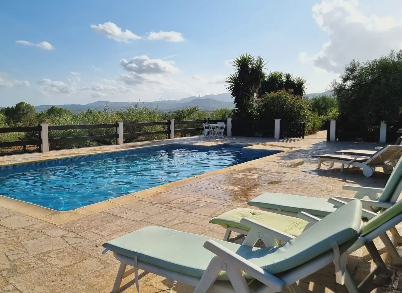 5 soveværelse Finca/Landehus til salg i L'Ametlla de Mar med swimmingpool - € 470.000 (Ref: 9950312)
