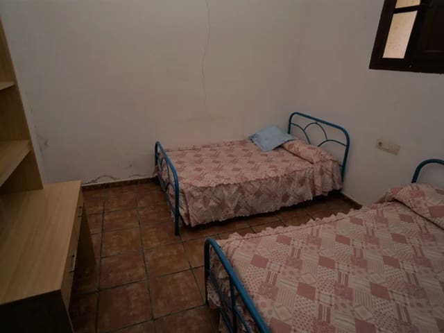 4 bedroom Townhouse for sale in Torvizcón - € 50,000 (Ref: 7413768)