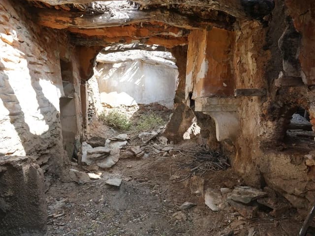 Ruin til salg i Soportújar - € 49.000 (Ref: 7879567)