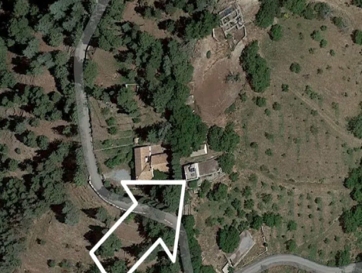 3 soveværelse Finca/Landehus til salg i Soportujar - € 65.000 (Ref: 8018167)