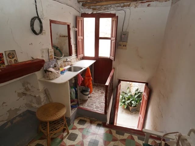 2 soveværelse Byhus til salg i Lanjarón - € 41.000 (Ref: 9147936)