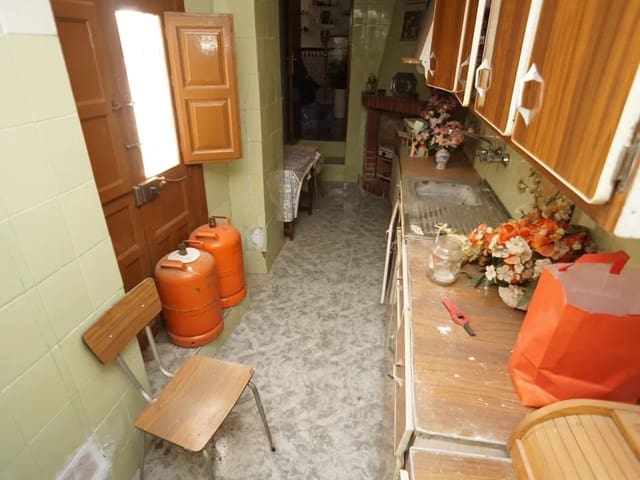 4 soveværelse Byhus til salg i Orgiva - € 97.000 (Ref: 9193033)