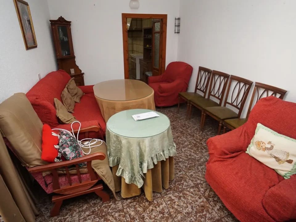 4 soveværelse Byhus til salg i Orgiva - € 97.000 (Ref: 9193033)