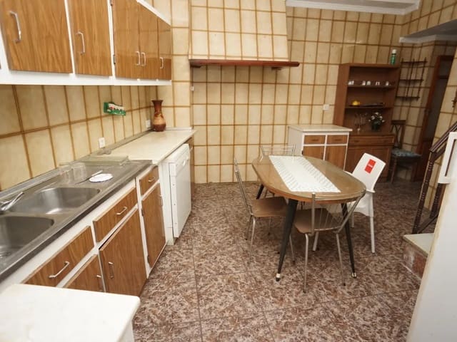 4 soveværelse Byhus til salg i Orgiva - € 97.000 (Ref: 9193033)