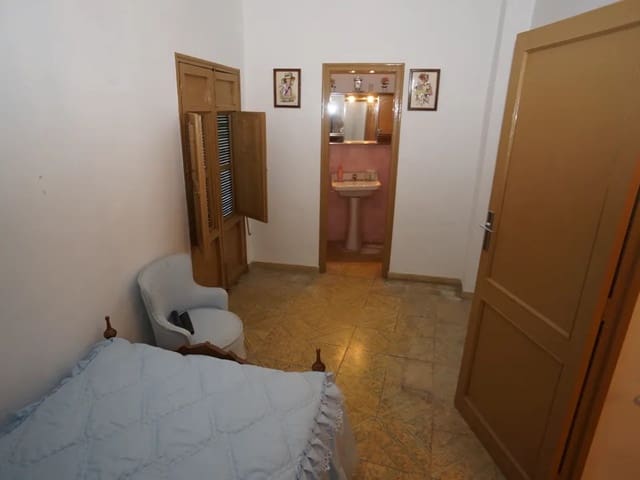 4 soveværelse Byhus til salg i Orgiva - € 140.000 (Ref: 9193052)