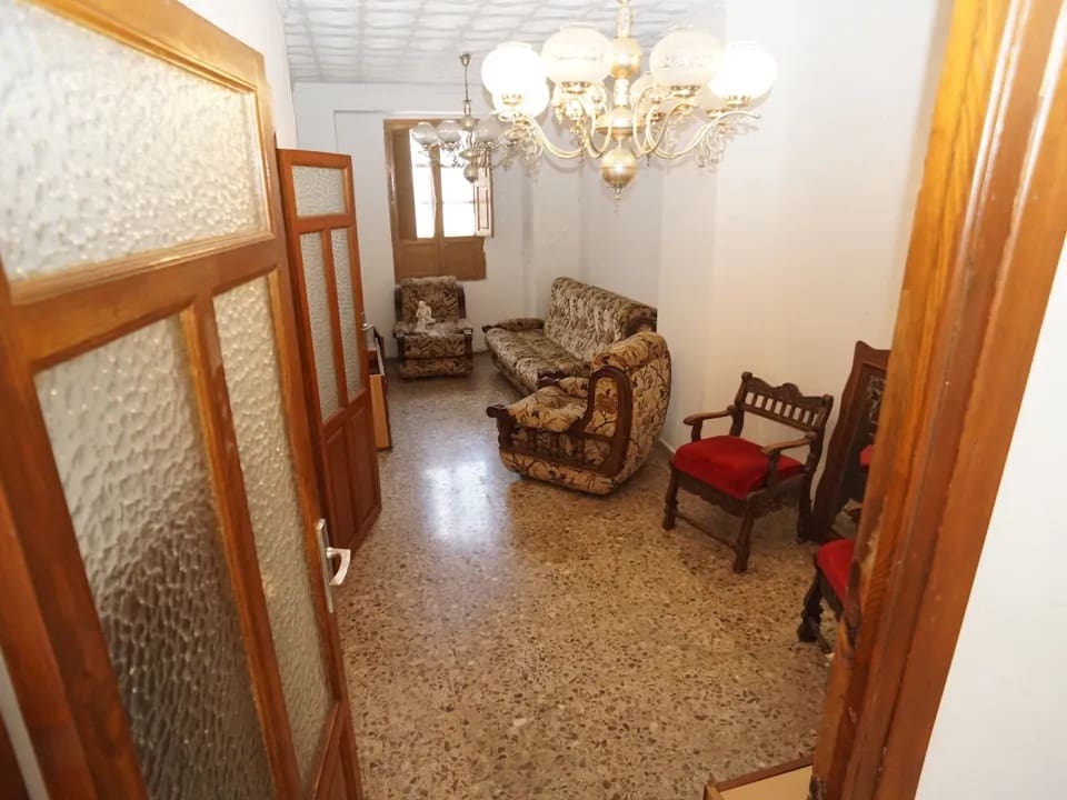 4 soveværelse Byhus til salg i Orgiva - € 140.000 (Ref: 9193052)