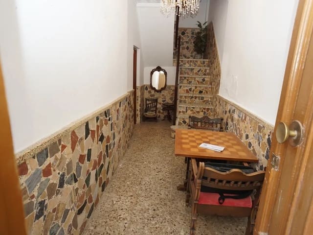 4 soveværelse Byhus til salg i Orgiva - € 140.000 (Ref: 9193052)