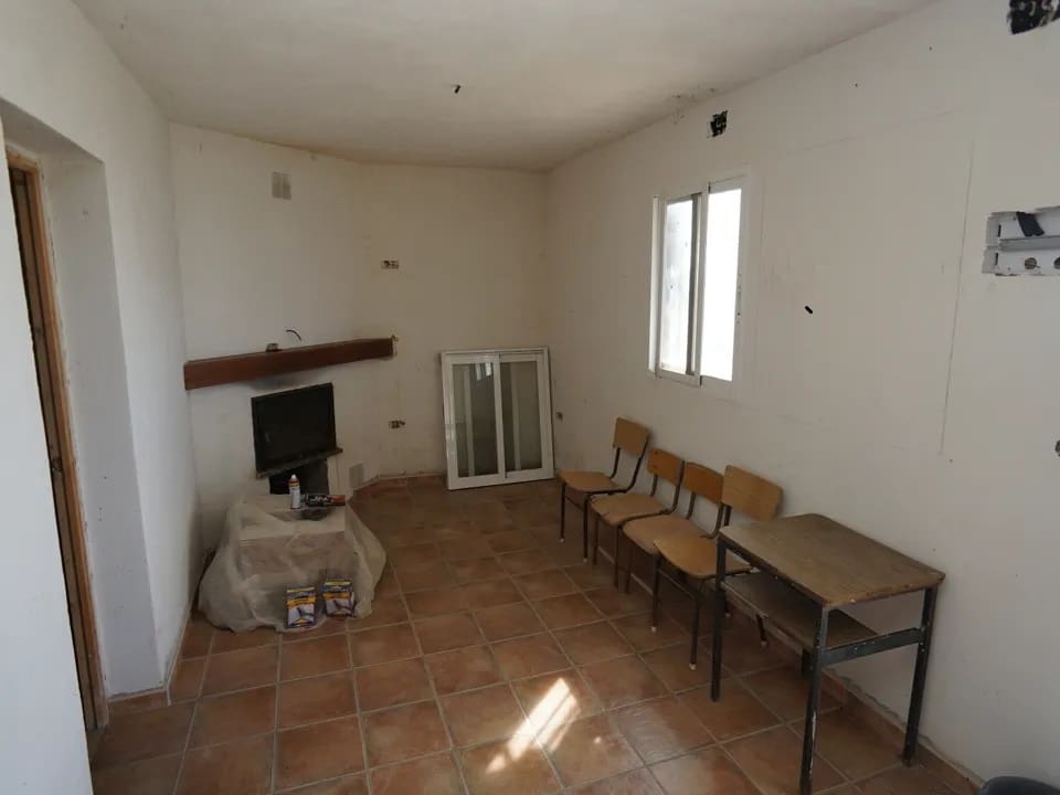 2 bedroom Finca/Country House for sale in Torvizcon - € 70,000 (Ref: 9618546)