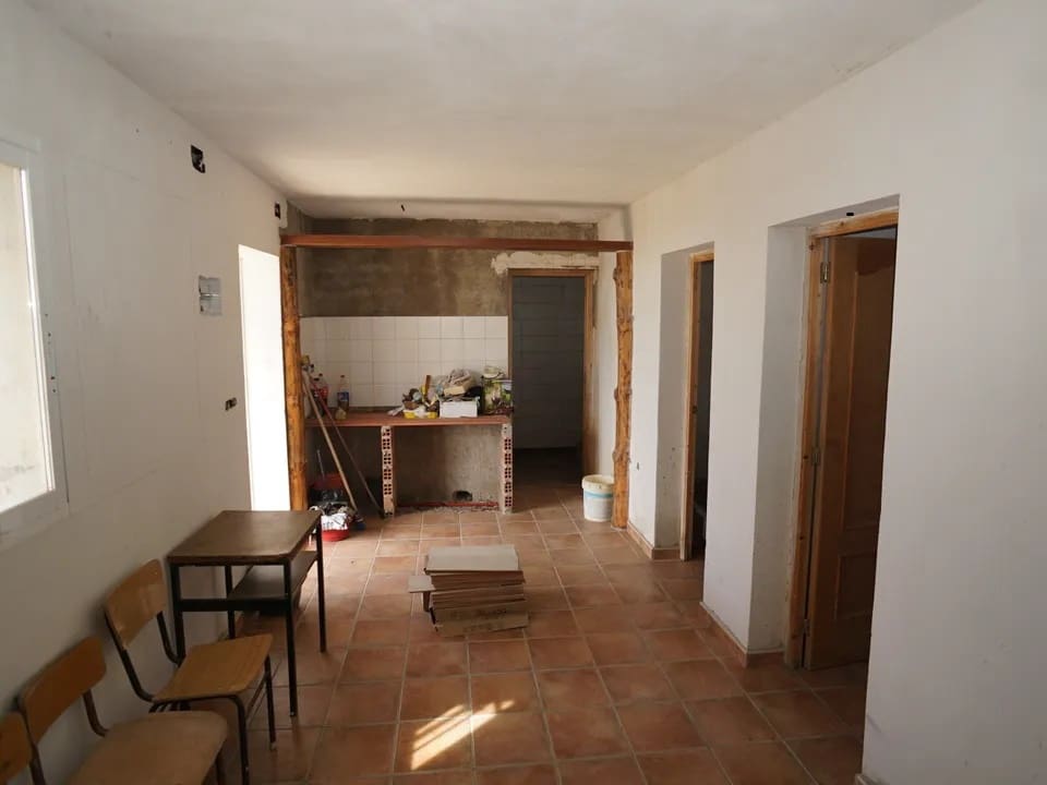 2 bedroom Finca/Country House for sale in Torvizcon - € 70,000 (Ref: 9618546)